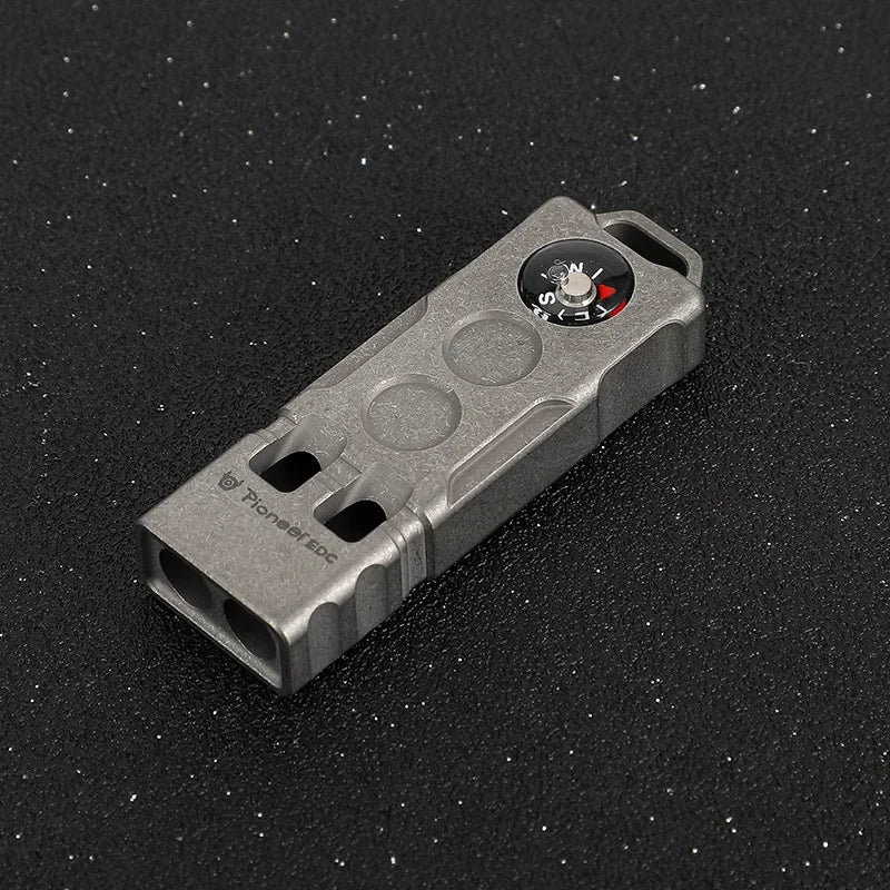 Two-for-one Survival Whistle Compass Wilderness Adventure EDC