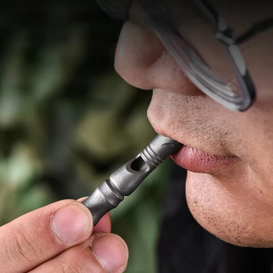 Portable Fashion Single Tube Titanium Whistle