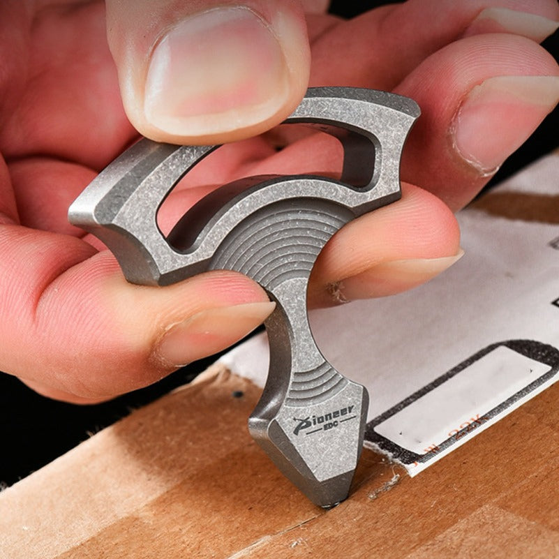 EDC Tool Pendant Titanium Alloy Tungsten Steel Outdoor Backpack