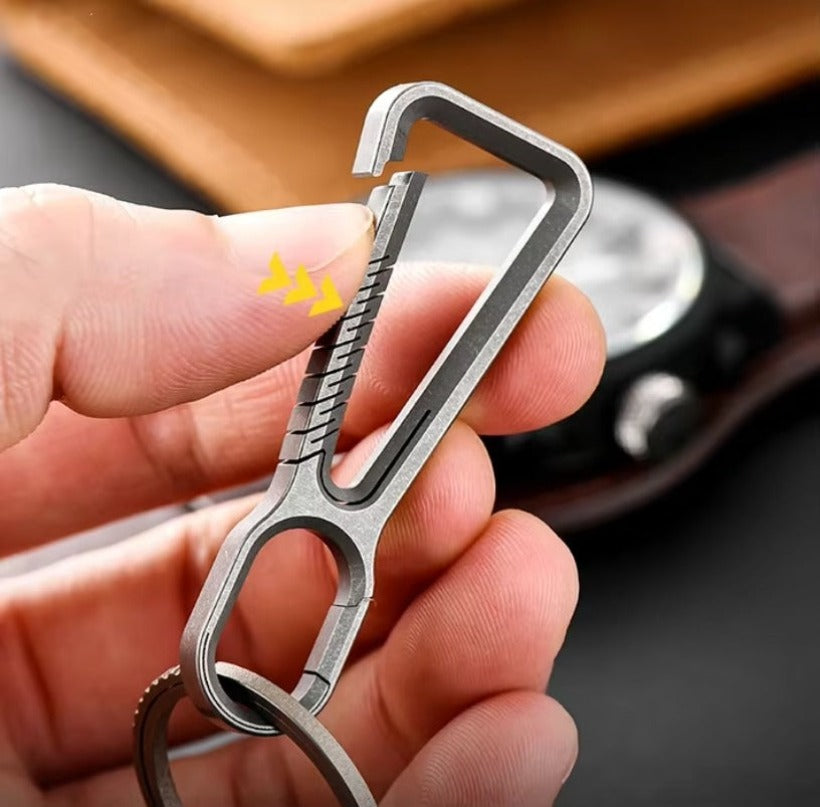 Creative Men's Titanium Alloy Key Chain Personality Waist Hanging