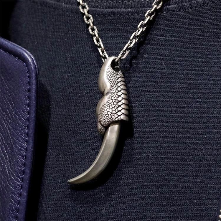Wolf Claw Pendant Necklace Decoration EDC