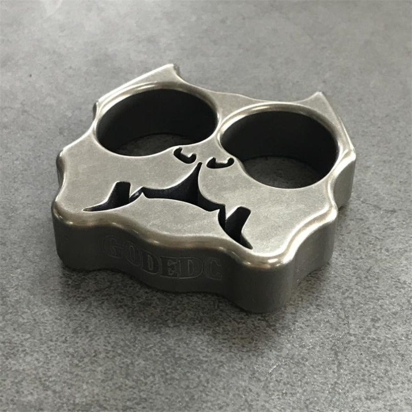 Titanium TC21 Titanium GODEDC Dog Head Two Hole Outdoor Tool
