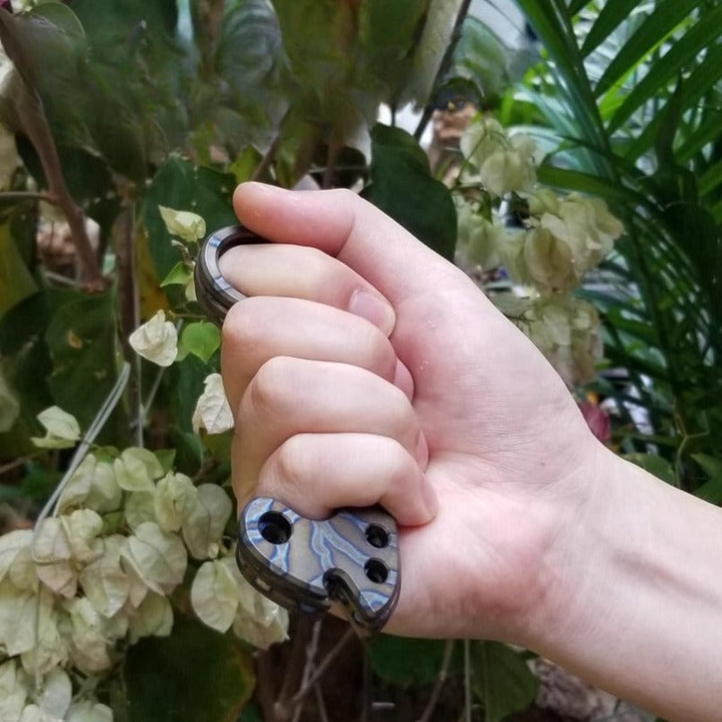 Titan Grip Multi-Tool Broken Window Bottle Opening Crowbar