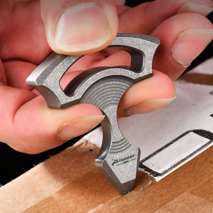 Titanium EDC Tool Pendant Titanium Alloy Tungsten Steel Outdoor Backpack