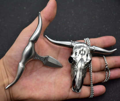Damascus Steel Pendant Bullhead Hand Spikes Mini Knife