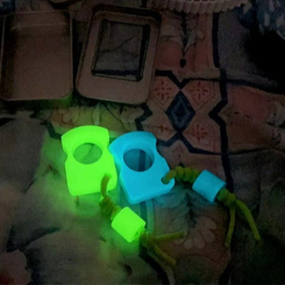 Non-Metallic Fluorescent Single Hole PA Plastic Portable EDC Outdoor Tool