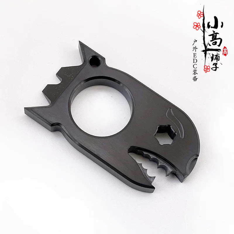 XGEDC Shark Titanium Alloy EDC Multi-Tool Knuckle Duster with Glass Breaker - GODEDC021