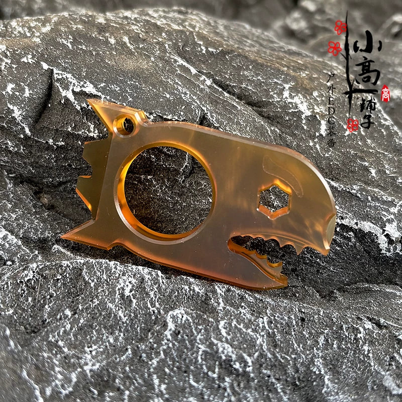 XGEDC Shark Titanium Alloy EDC Multi-Tool Knuckle Duster with Glass Breaker - GODEDC021