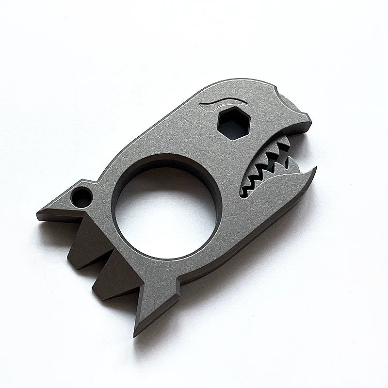 XGEDC Shark Titanium Alloy EDC Multi-Tool Knuckle Duster with Glass Breaker - GODEDC021