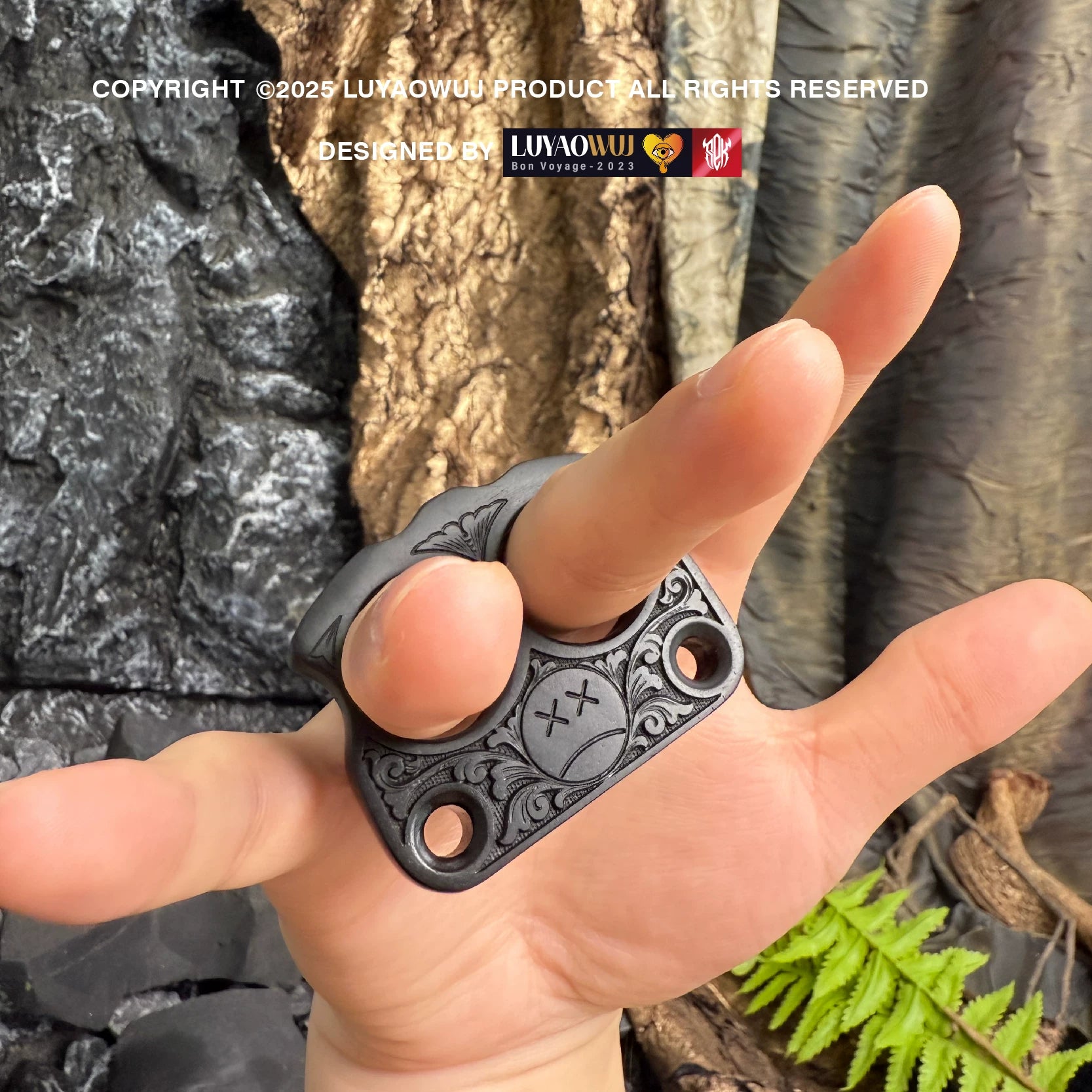 Ember-patterned Two-finger Tiger Solid Wood Mozambican Red - Tactical & Self-Defense