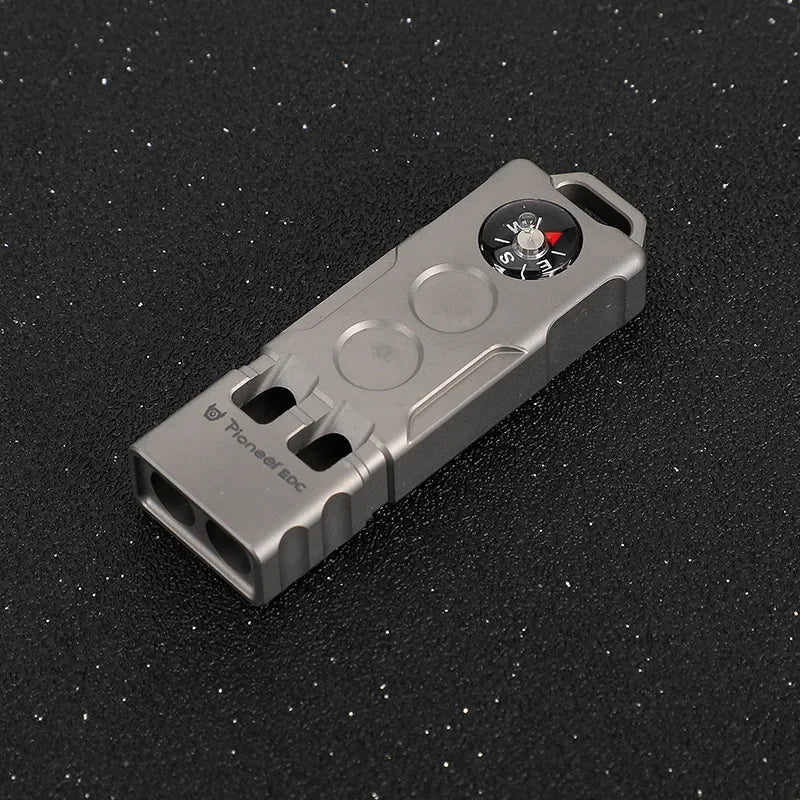 Two-for-one Survival Whistle Compass Wilderness Adventure EDC