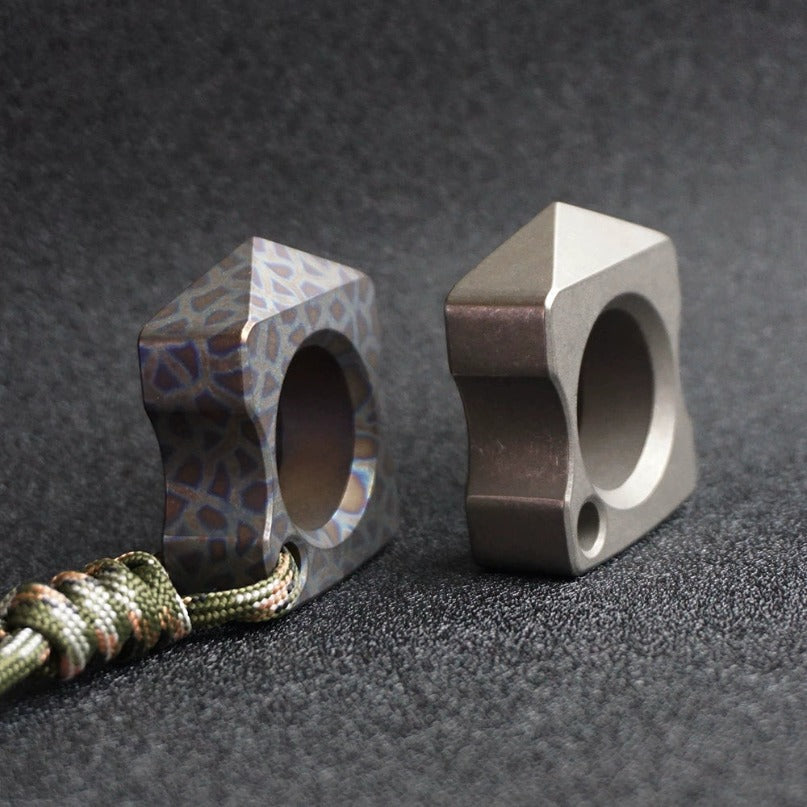 Titanium Single Finger Safety Gear Broken Window Escape