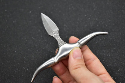 Damascus Steel Pendant Bullhead Hand Spikes Mini Knife